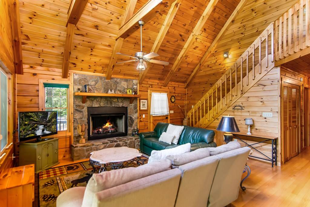 Morganton, GA 30560,34 Mountain Lookout