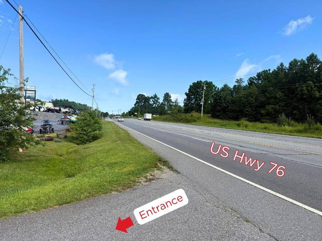 Young Harris, GA 30582,3672 Us Hwy 76 E