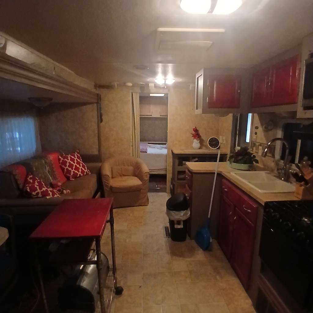 Ellijay, GA 30540,152 7th Street