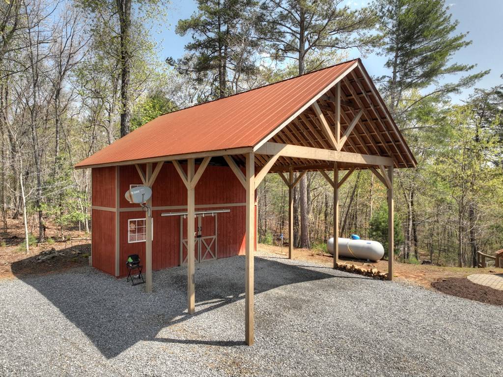 Ellijay, GA 30540,517 Monet Drive