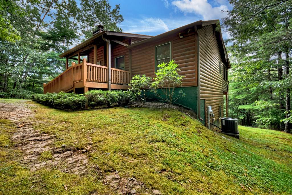 Sautee Nacoochee, GA 30571,852 Miners Mountain Road