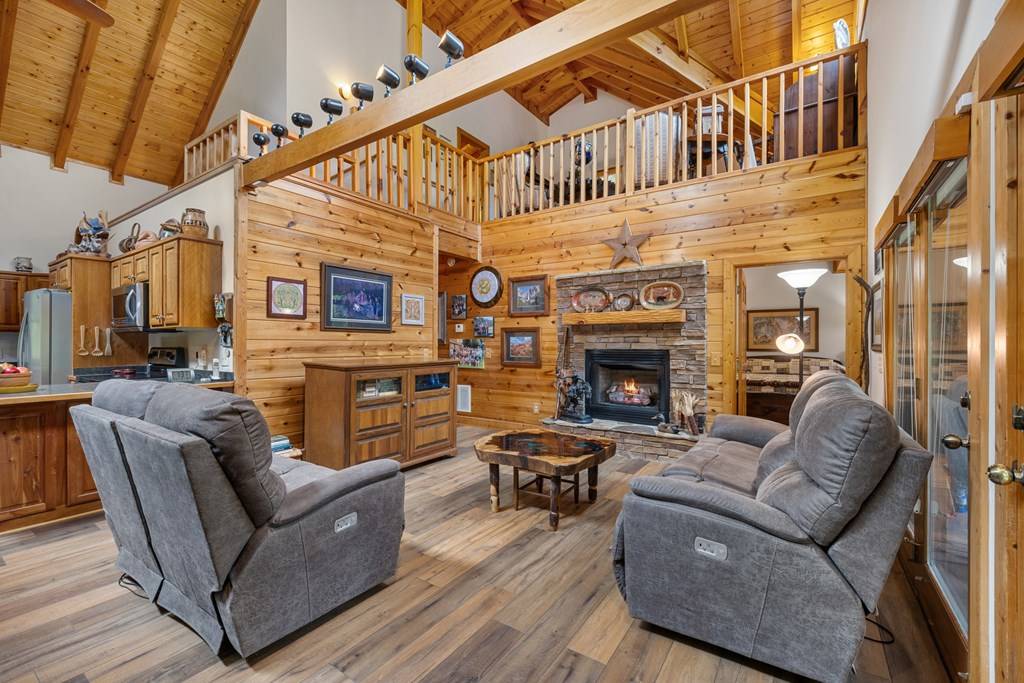Blairsville, GA 30512,26 Forest Lane