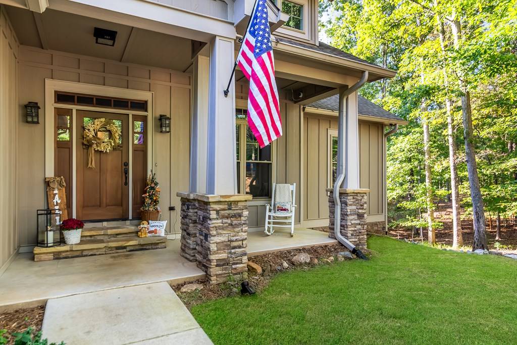 Morganton, GA 30560,456 Lola Mae Way