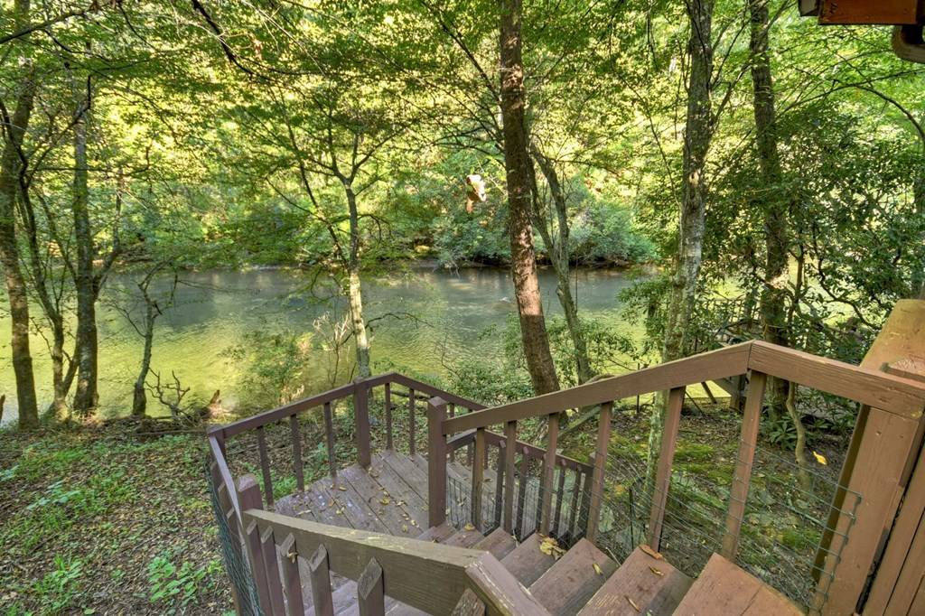 Ellijay, GA 30540,48 Riverwood Trail