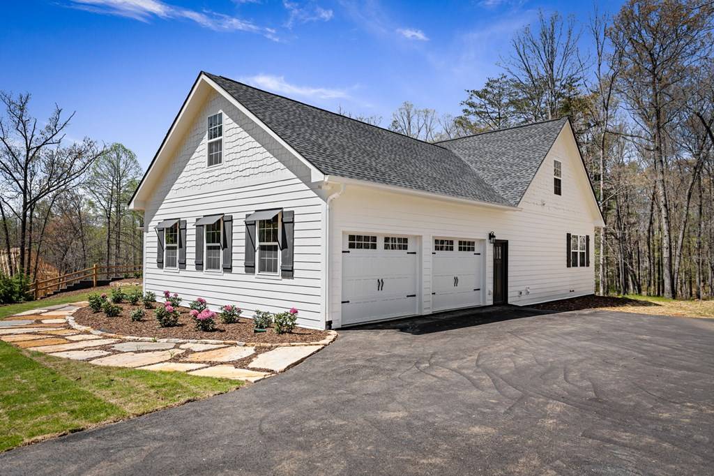 Morganton, GA 30560,219 Fairview Drive