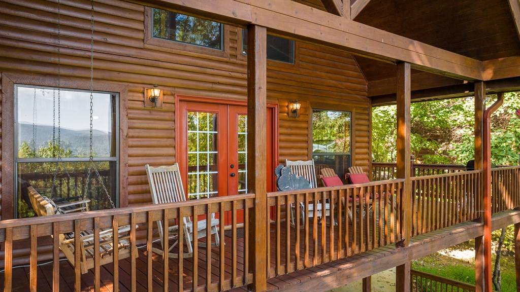 Cherry Log, GA 30522,293 Broken Arrow Path