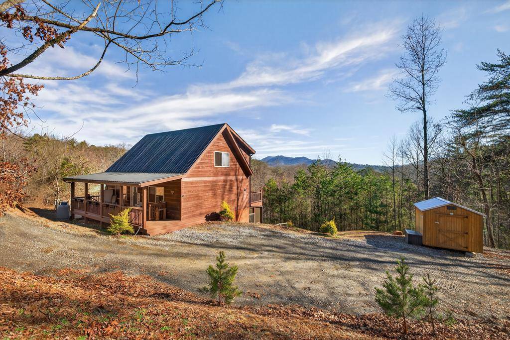 Hiawassee, GA 30546,223 Red Bud Lane