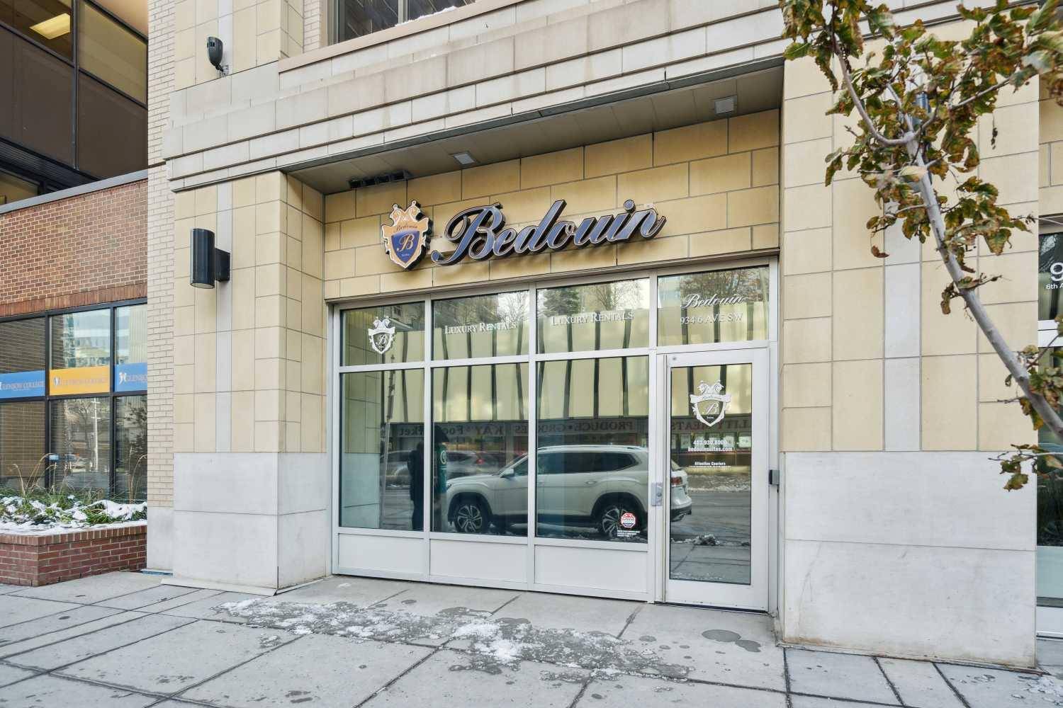 Calgary, AB T2P 0V5,934 6 AVE SW