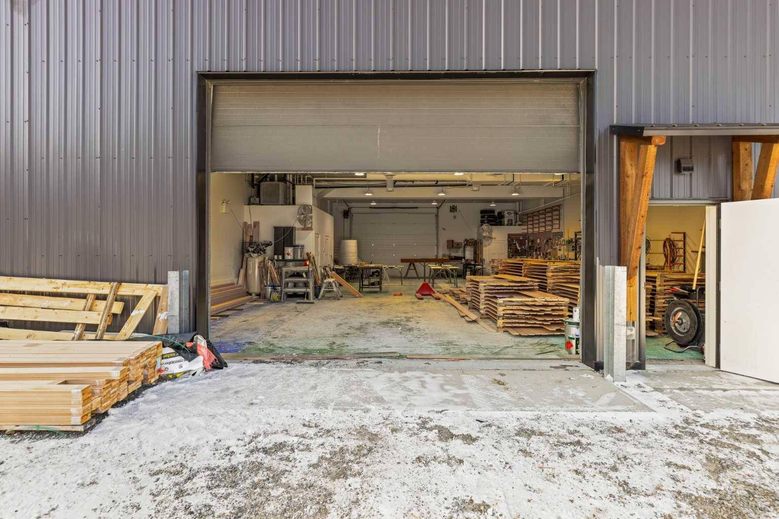 Dead Man's Flats, AB T2W 2W4,6 Limestone Valley RD #1