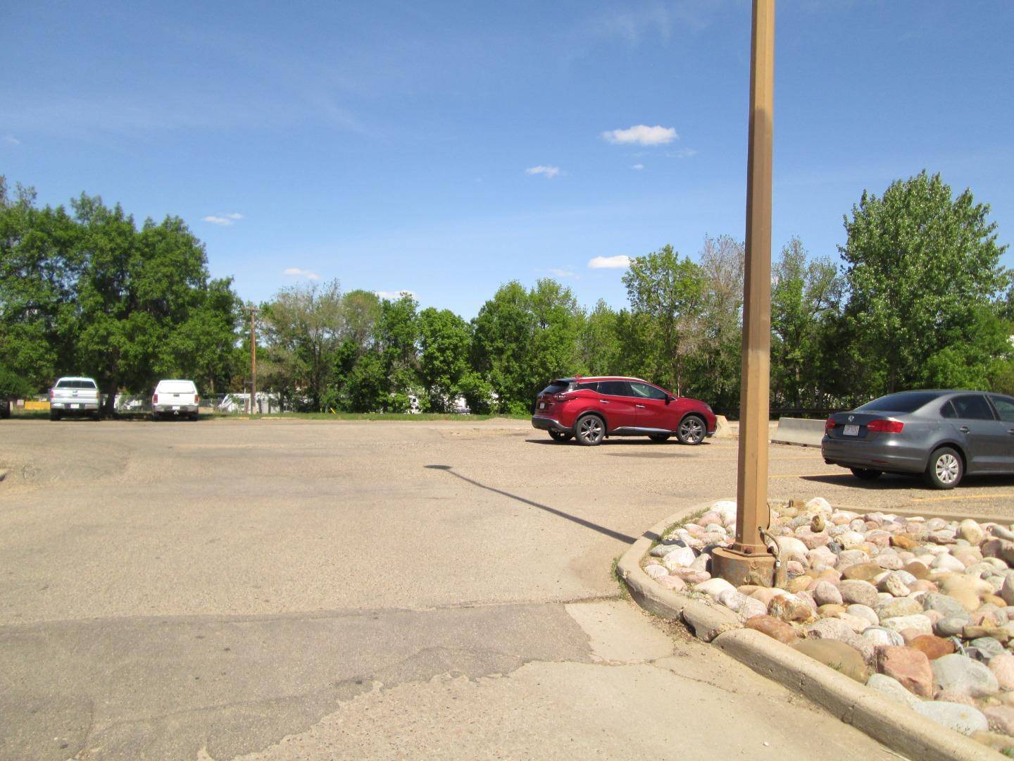 Medicine Hat, AB T1A 5E5,1280 Redcliff DR SW