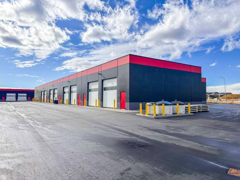 Okotoks, AB T1S5S8,40 Southbank CRES #13