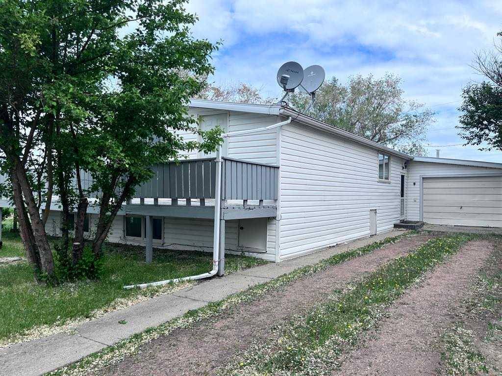 Hanna, AB T0J1P0,608 9 AVE W