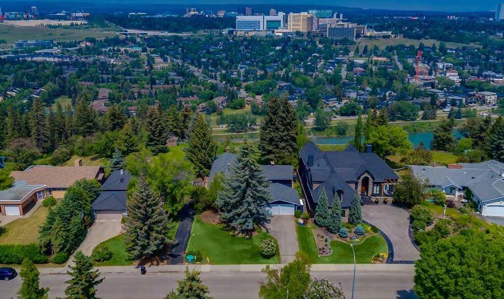 Calgary, AB T3C 3C5,54 Wildwood DR SW