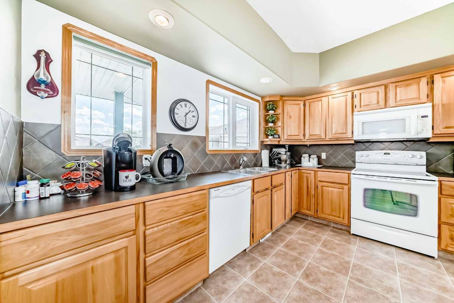 Carseland, AB T0J 0M0,14 Wyndham Park VW