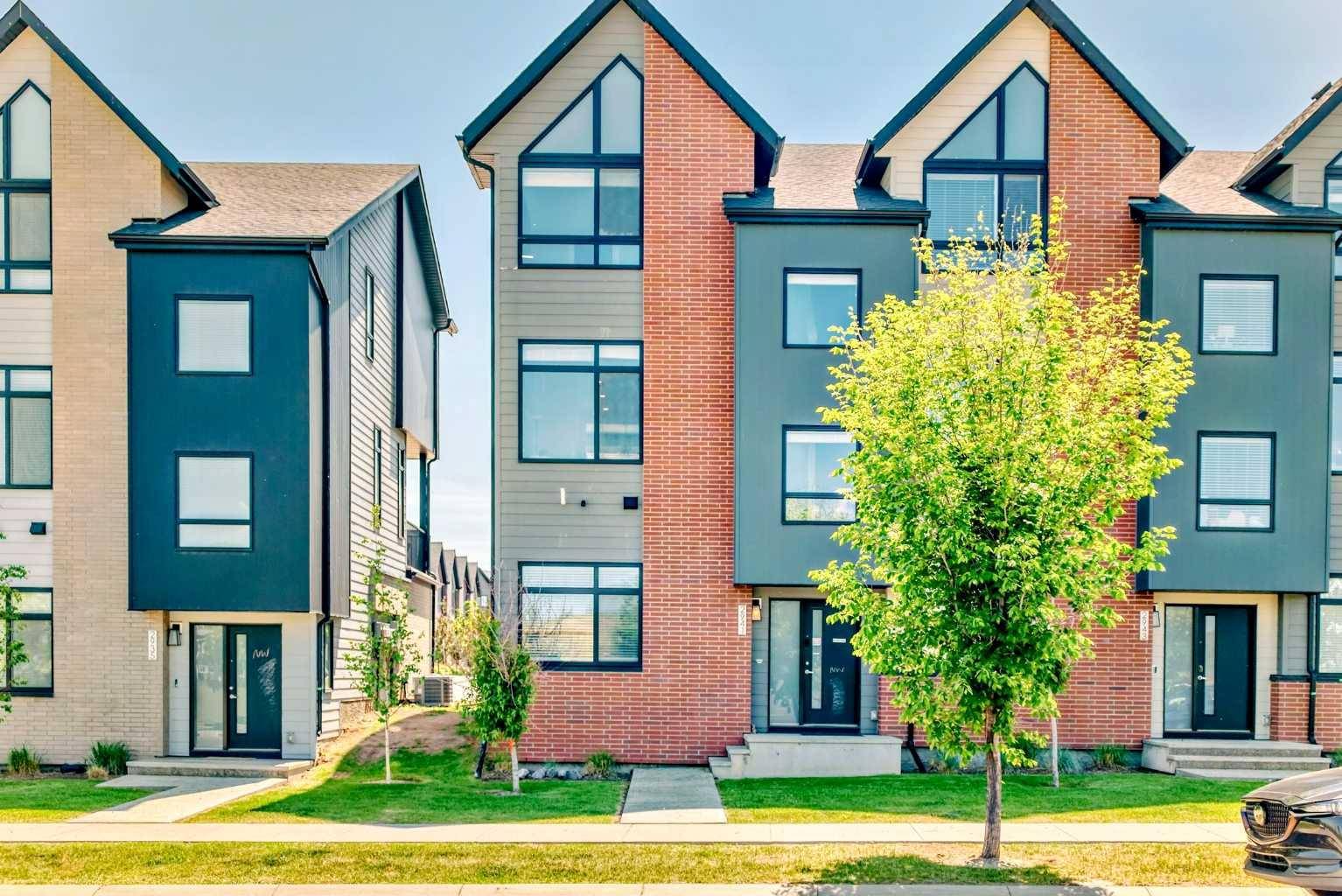 Calgary, AB T3P 1K3,2941 136 AVE NW