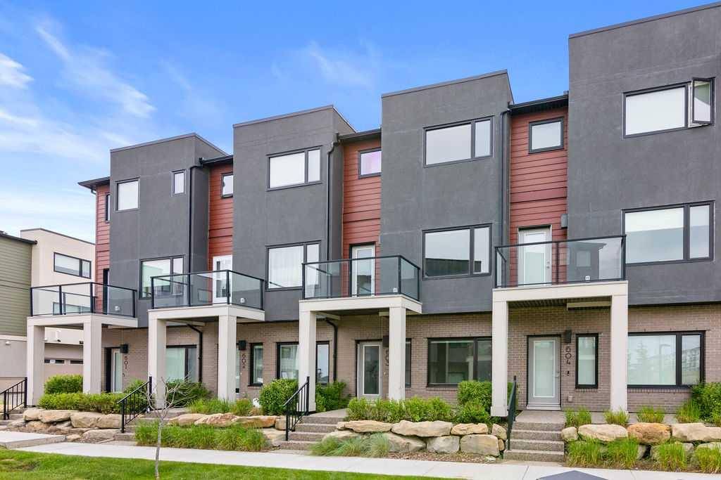 Calgary, AB T3R 0Y2,218 Sherwood SQ NW #603