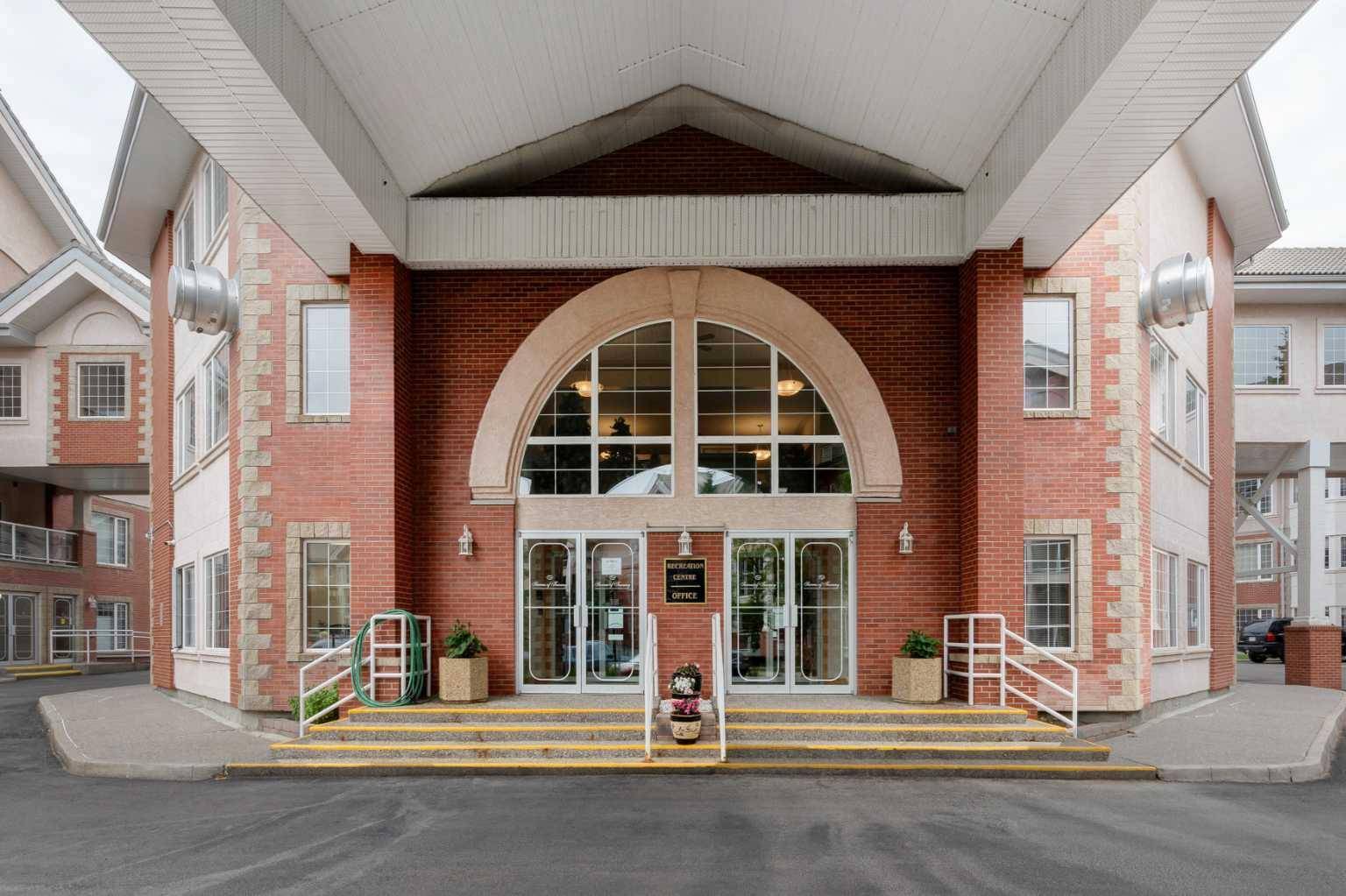 Calgary, AB T3L 2M2,223 Tuscany Springs BLVD NW #372