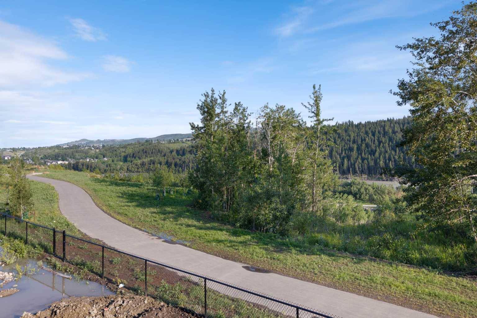 Calgary, AB T3L 0L2,265 Rowmont DR NW