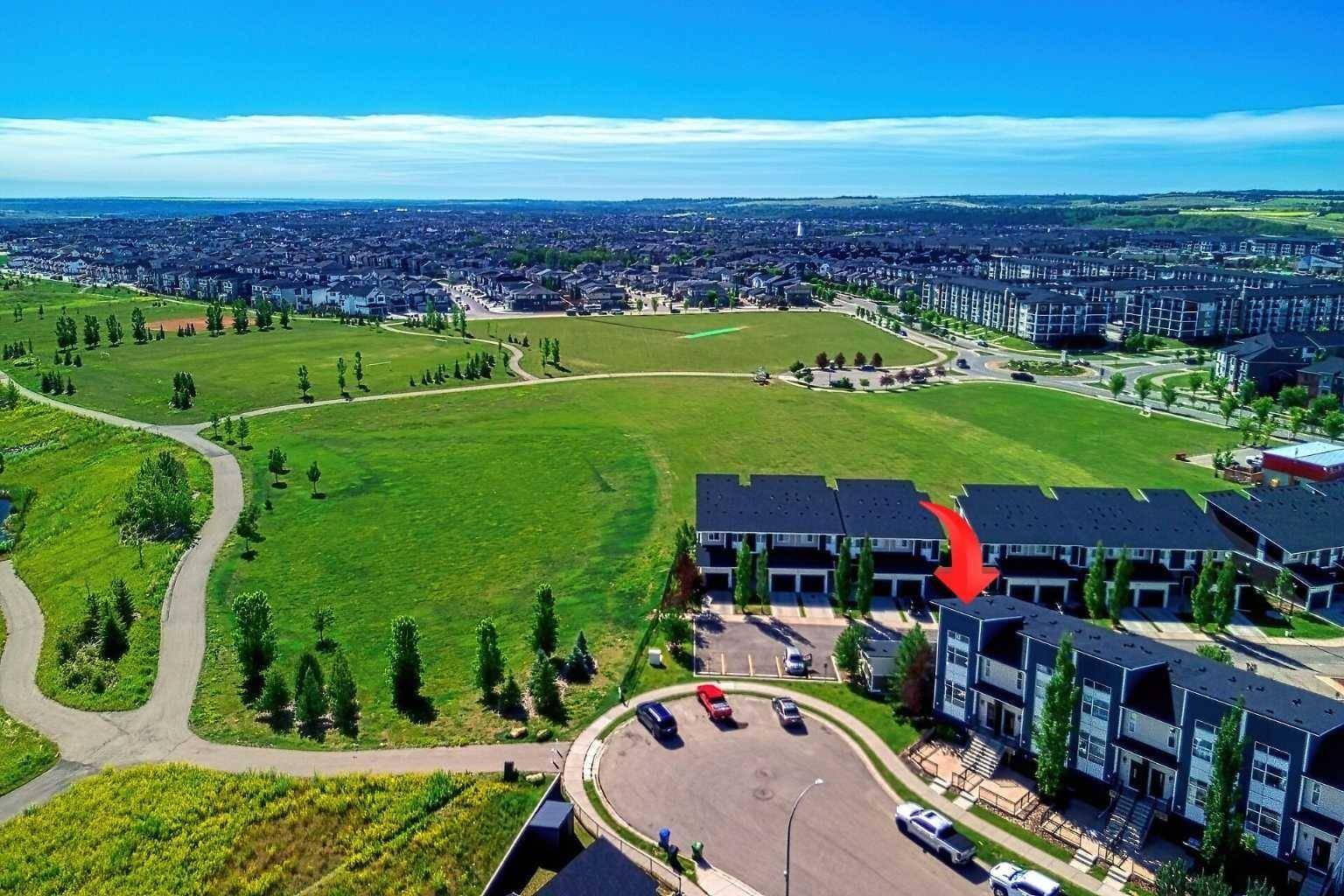 Calgary, AB T2X 2A7,10 Walden LN SE