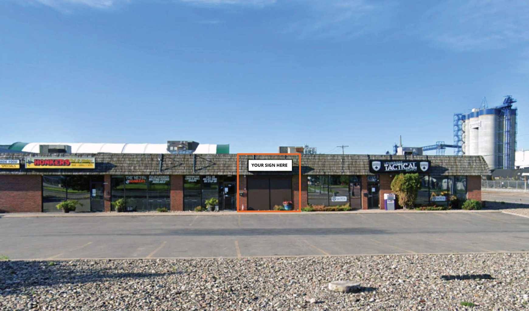 Lethbridge, AB T1H 0P1,2804 5 AVE N