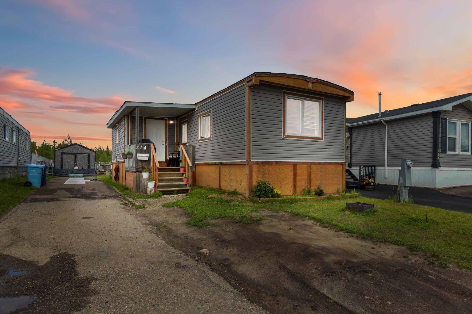 Fort Mcmurray, AB T9H4X8,224 GRANDVIEW CRES