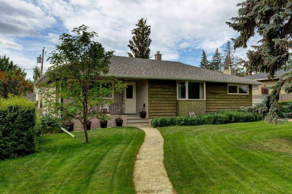 Calgary, AB T3E 4H7,39 Gladys Ridge RD SW