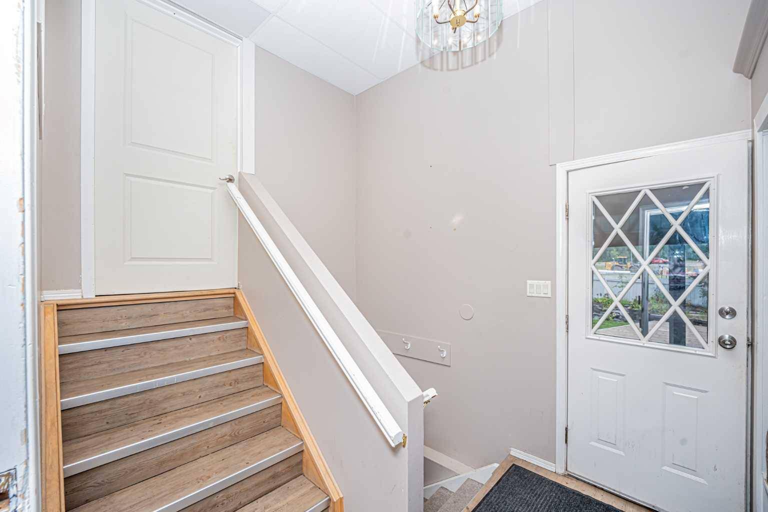 Canmore, AB T1W 1M4,1306 1 AVE