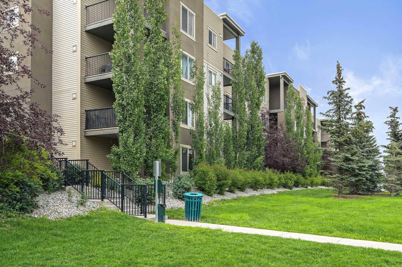 Airdrie, AB T4B 3V7,403 Mackenzie WAY SW #8113