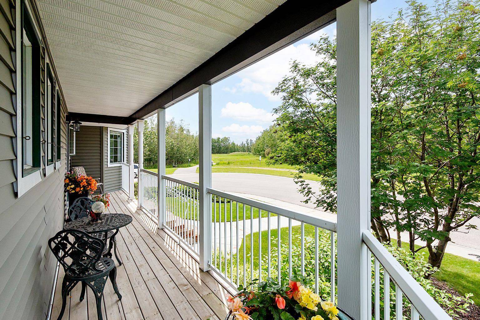 Olds, AB T4H 1K7,6301 Duncan PL