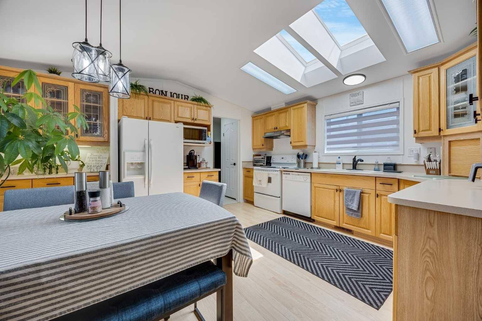 Calgary, AB T2Y7X2,1101 84 ST NE #26