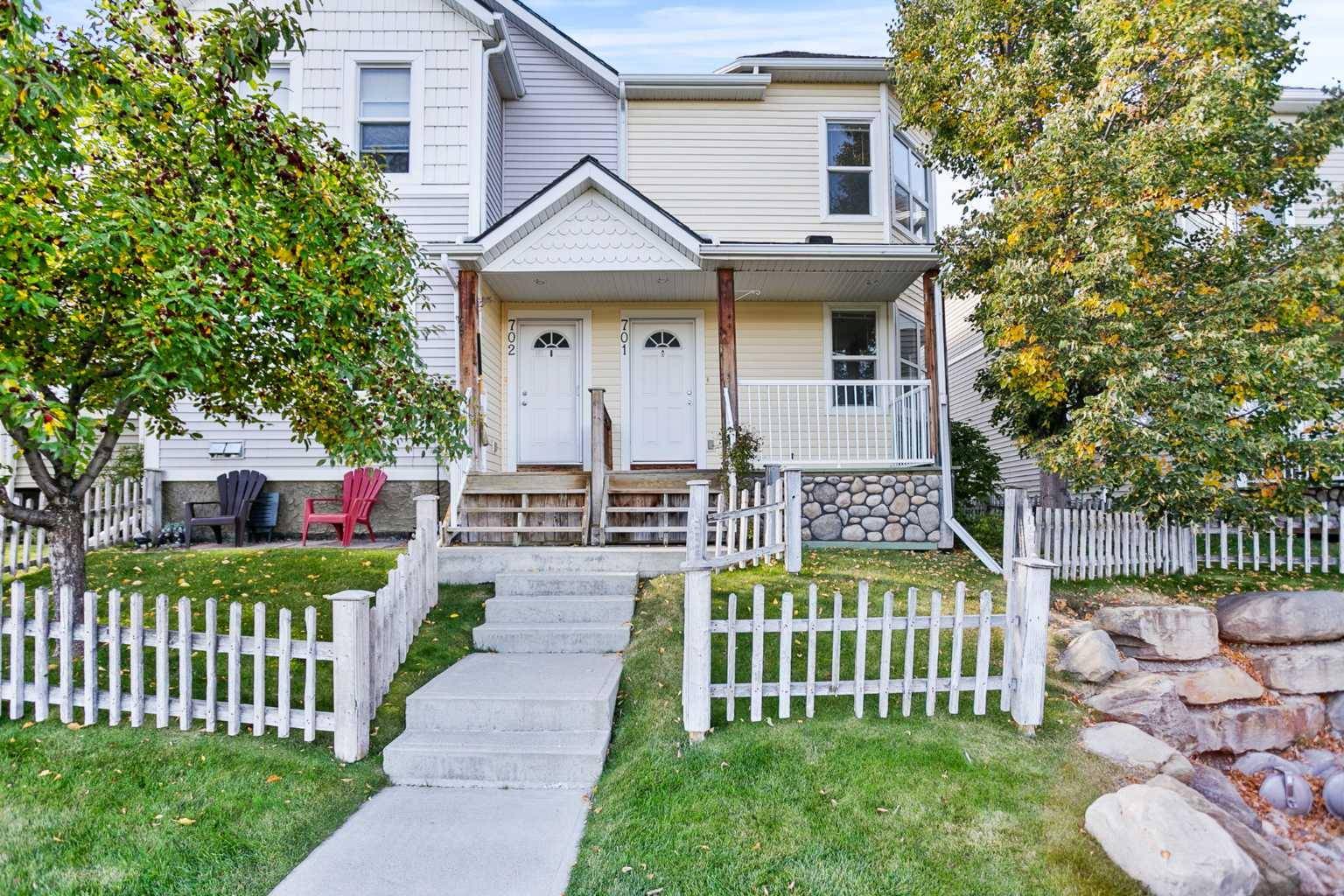 High River, AB T1V 2A4,701 Prairie Sound CIR NW