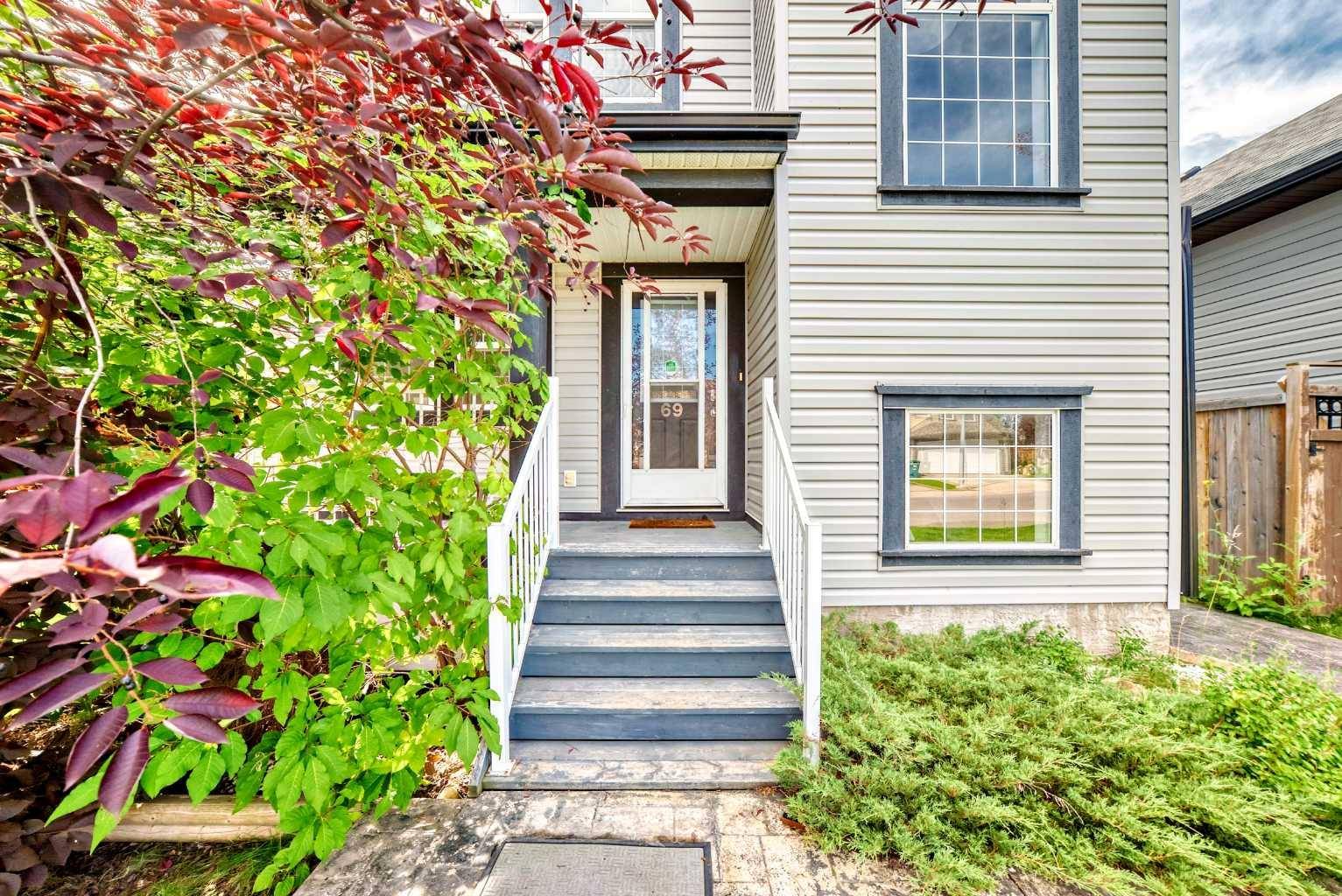 Calgary, AB T2Y5G3,69 Everglen WAY SW