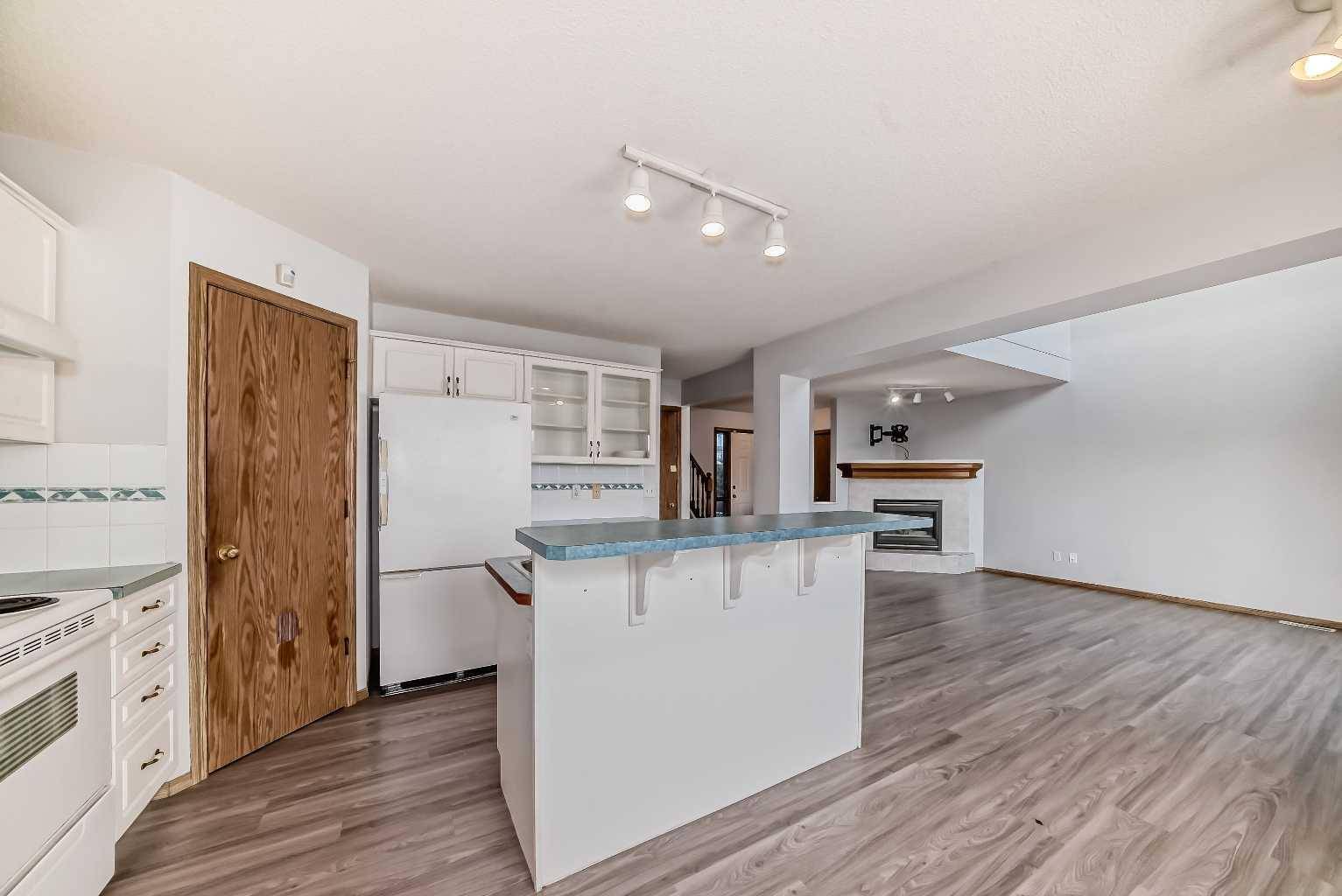 Calgary, AB T3K 4N5,172 Panorama Hills PL NW