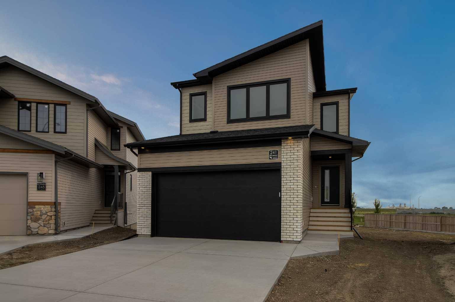 Lethbridge, AB T1H 7J2,241 Blackwolf PL N