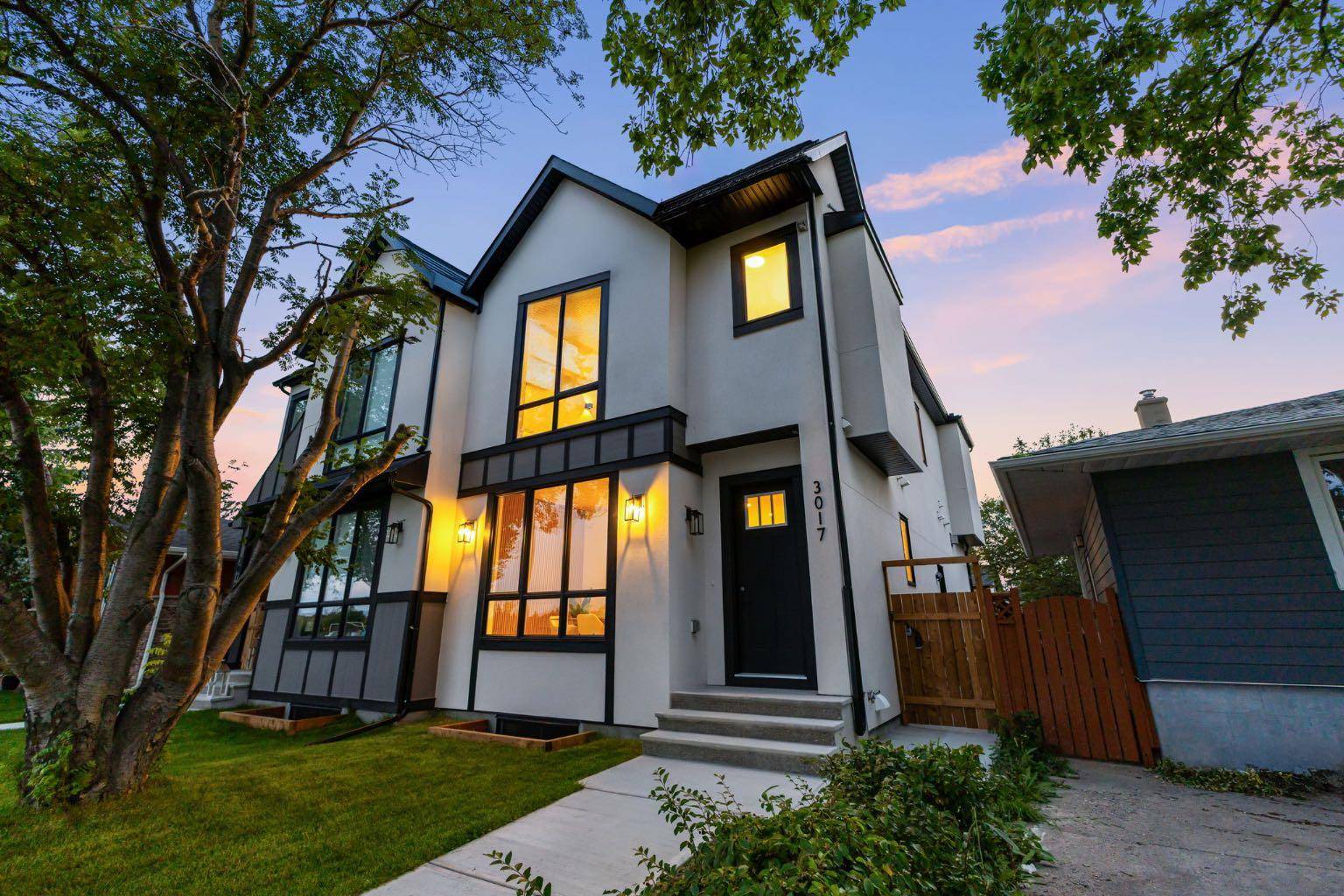 Calgary, AB T3E 3A2,3017 36 ST SW