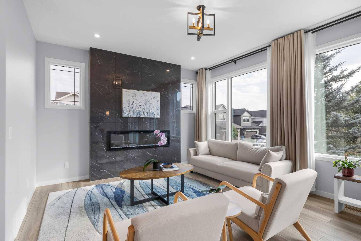 Calgary, AB T3H 6E4,10 West Grove Common SW