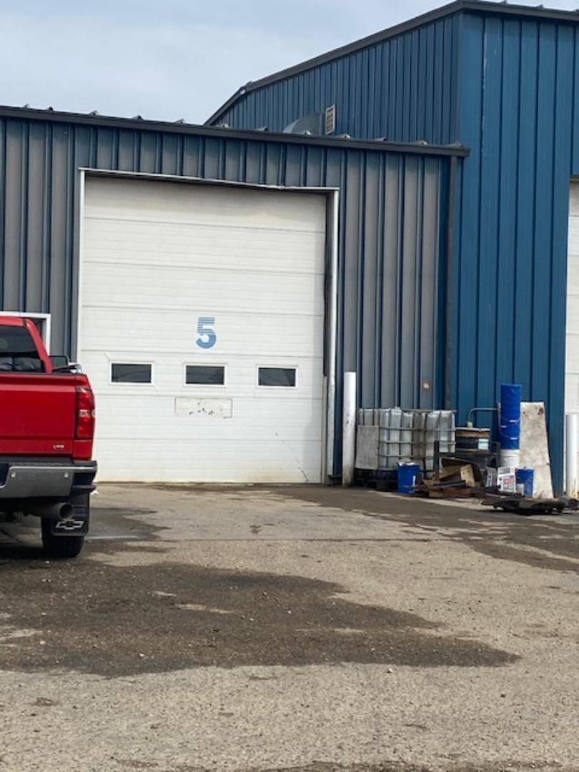 Whitecourt, AB T7S 0C3,3911 Bay 5 37 AVE