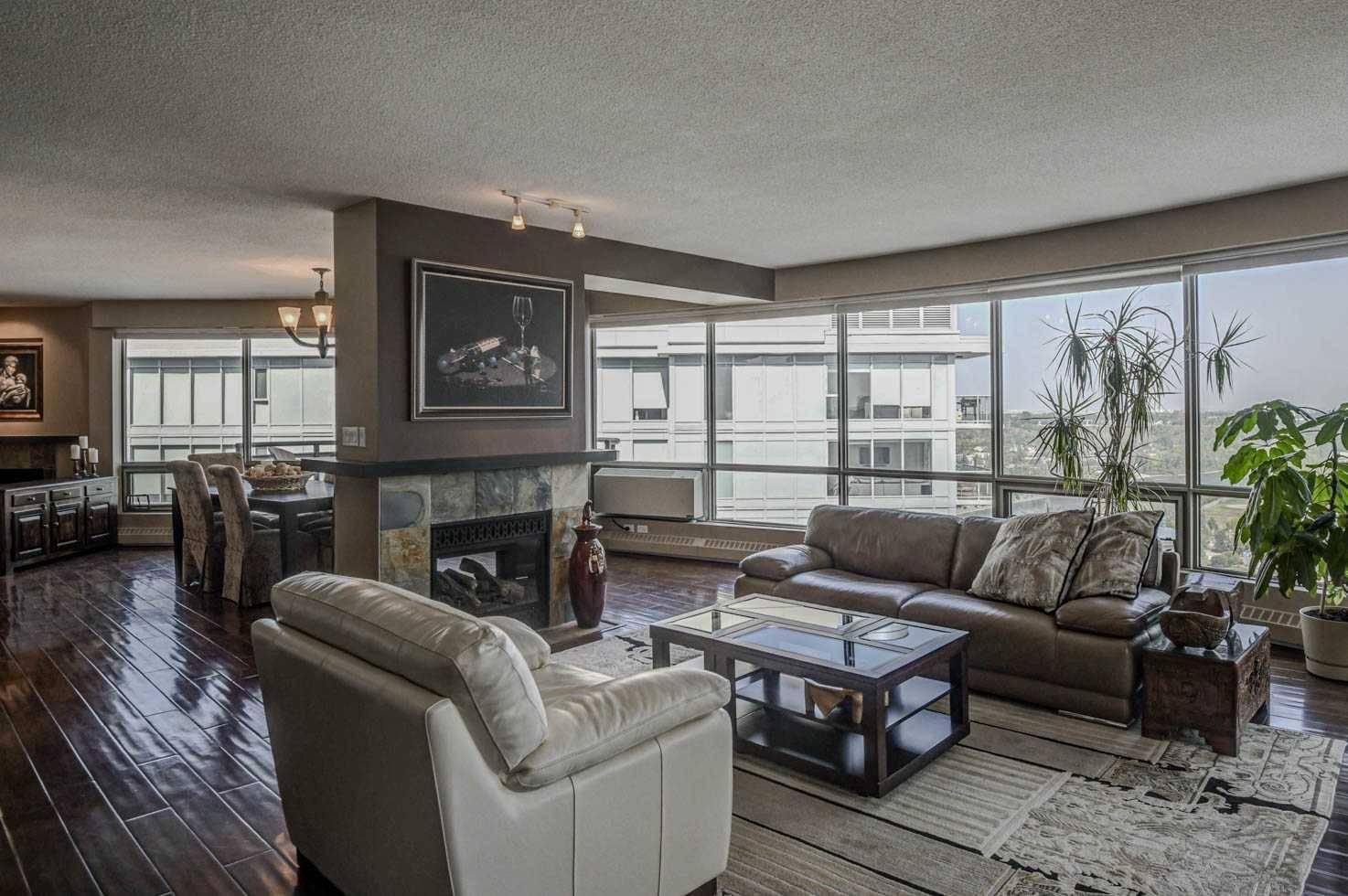 Calgary, AB T2P 5N6,1078 6 AVE SW #2401