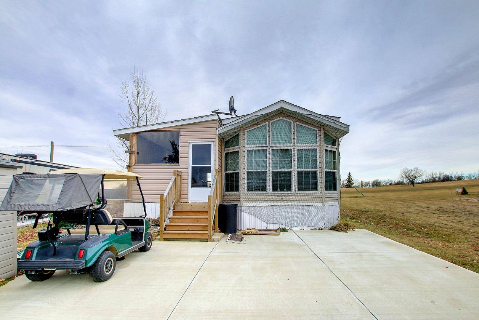 Rural Red Deer County, AB T0M 1R0,25054 South Pine Lake RD #5008