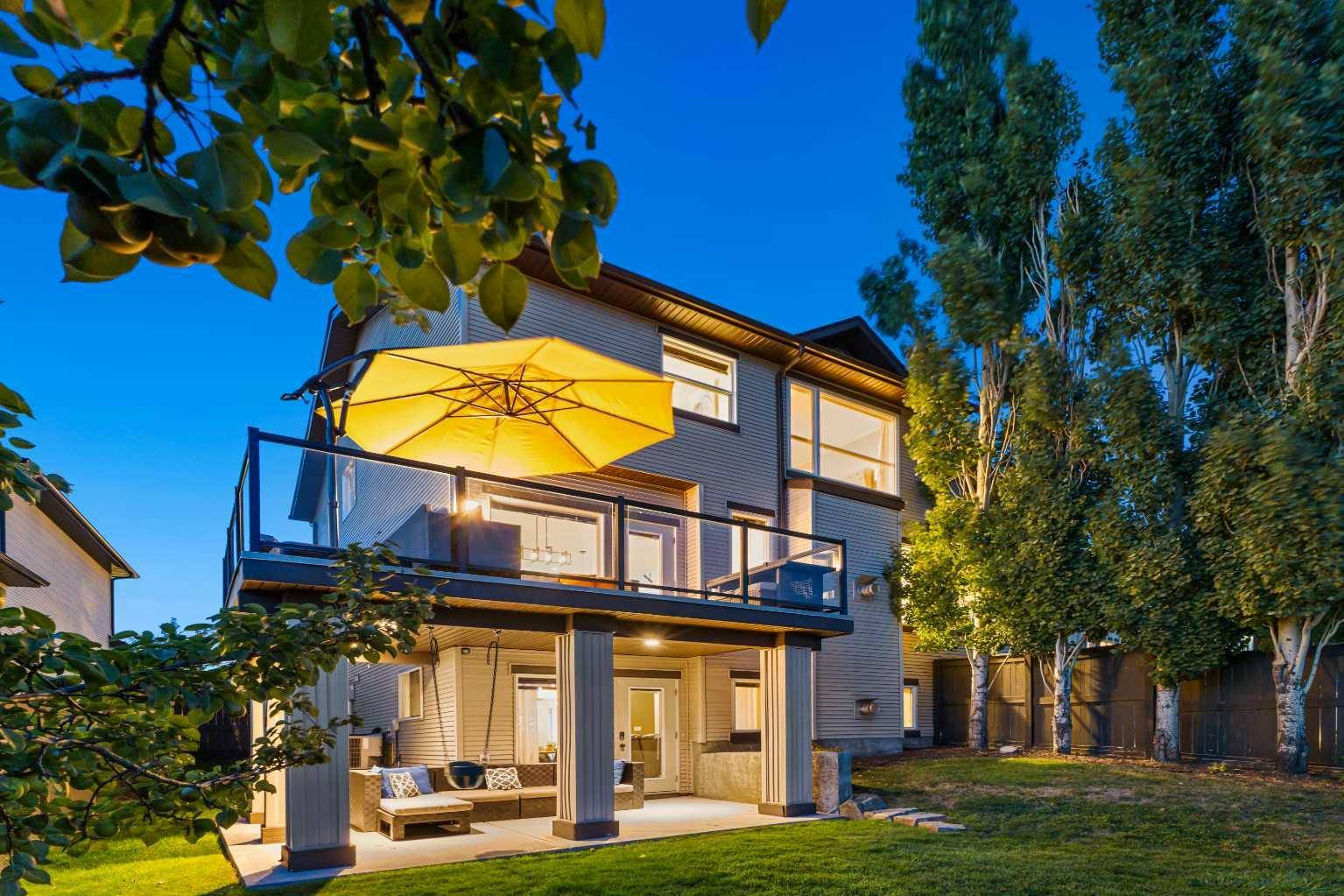 Calgary, AB T2X 0B9,444 Silverado Range PL SW