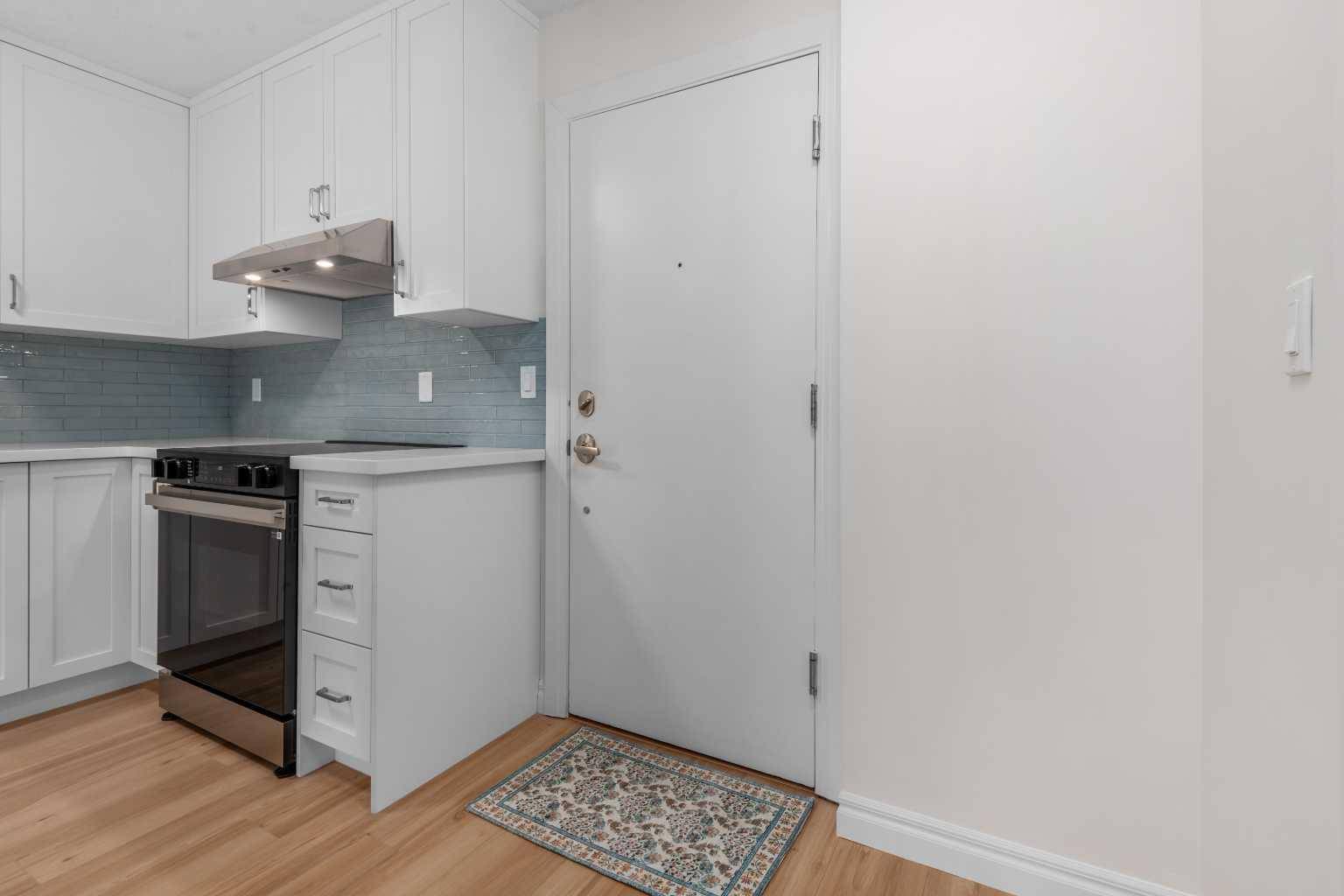 Calgary, AB T2V0M3,611 67 AVE SW #202