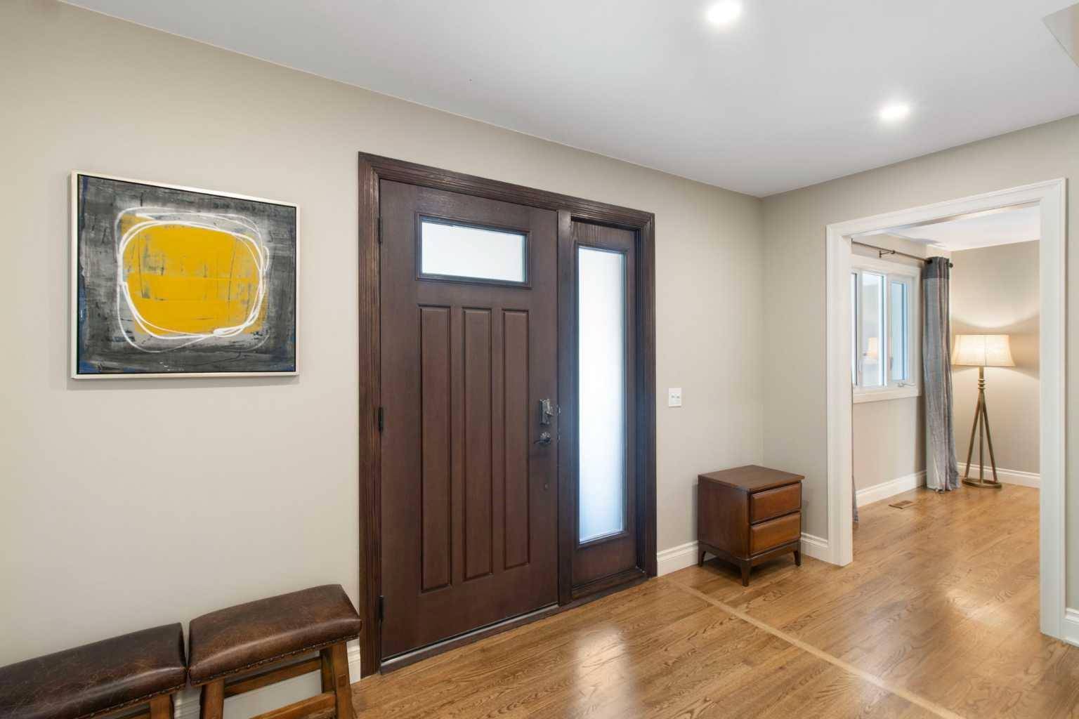 Calgary, AB T2J 4A1,152 Lake Mead CRES SE