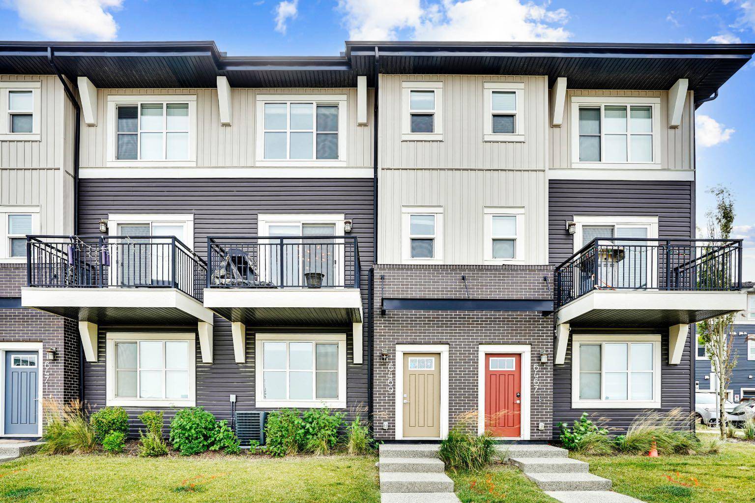 Calgary, AB T3N 1S4,6469 128 AVE NE