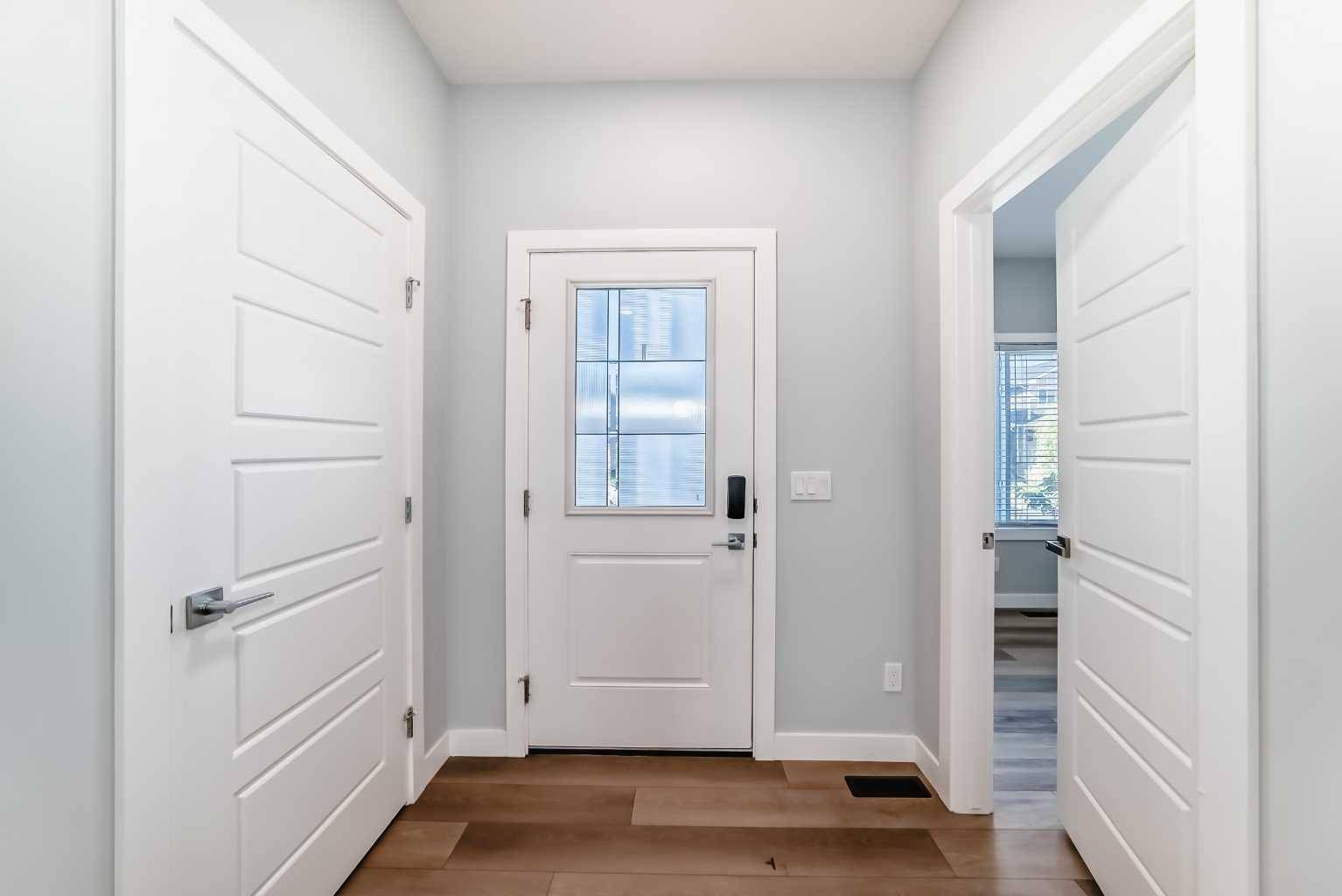 Chestermere, AB T1X 2P4,124 Chelsea GLN