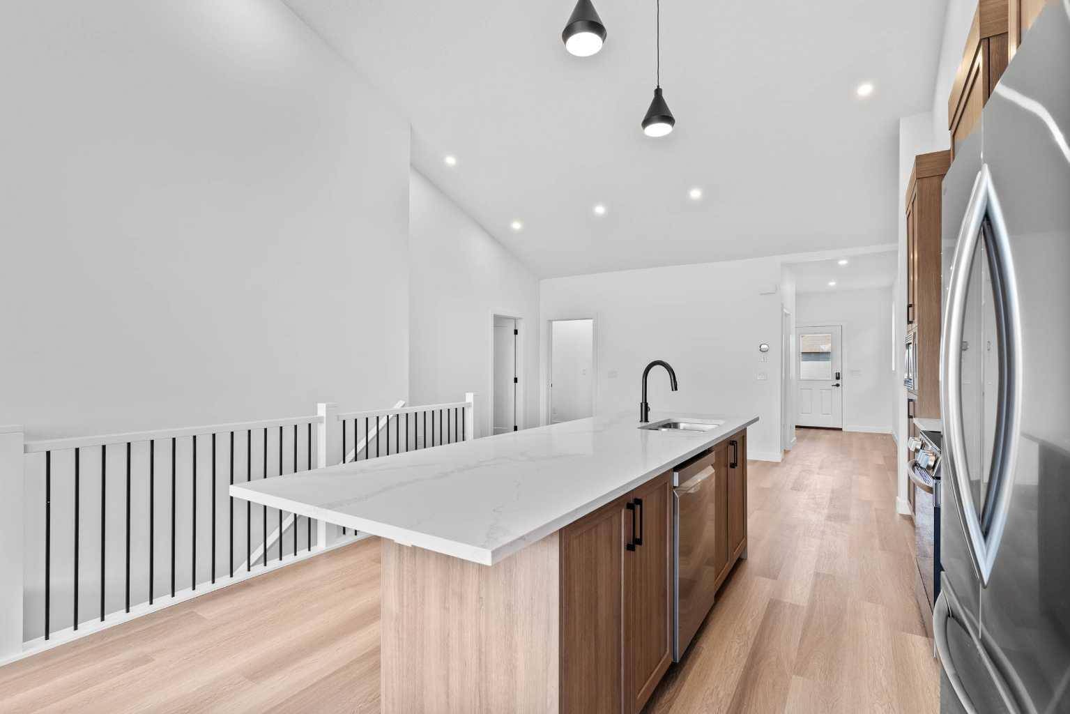 Airdrie, AB T4B 5P5,15 Coopersfield Link SW #1800