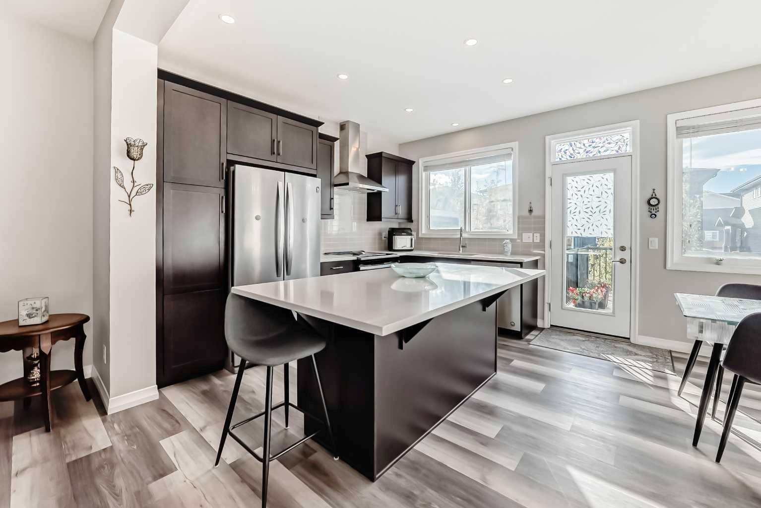 Airdrie, AB T4A0X9,615 Kingsmere WAY SE