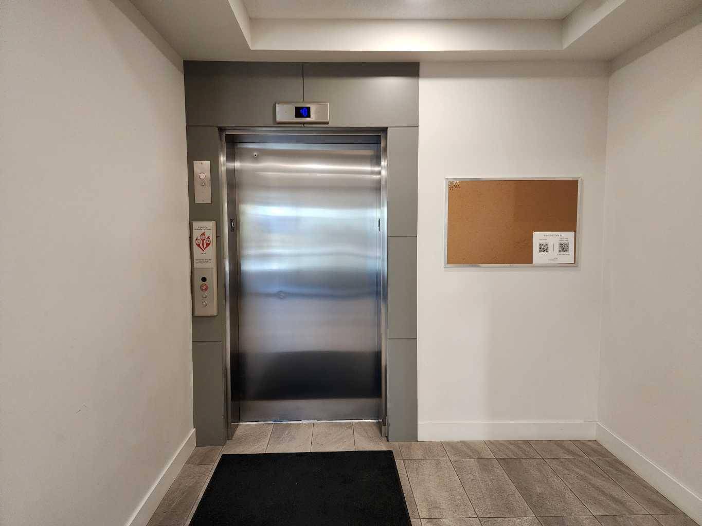 Calgary, AB T3R 1M9,214 Sherwood SQ NW #109