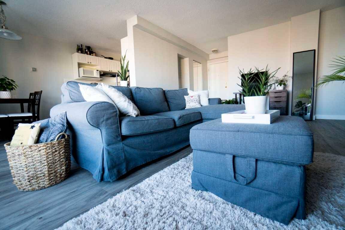 Calgary, AB T3C 3N7,1330 15 AVE SW #903