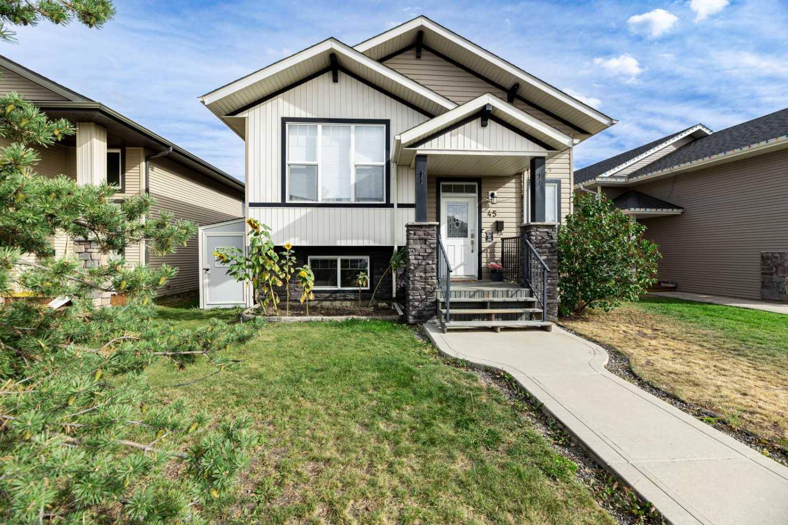 Blackfalds, AB T4M 0A5,45 Coachman WAY