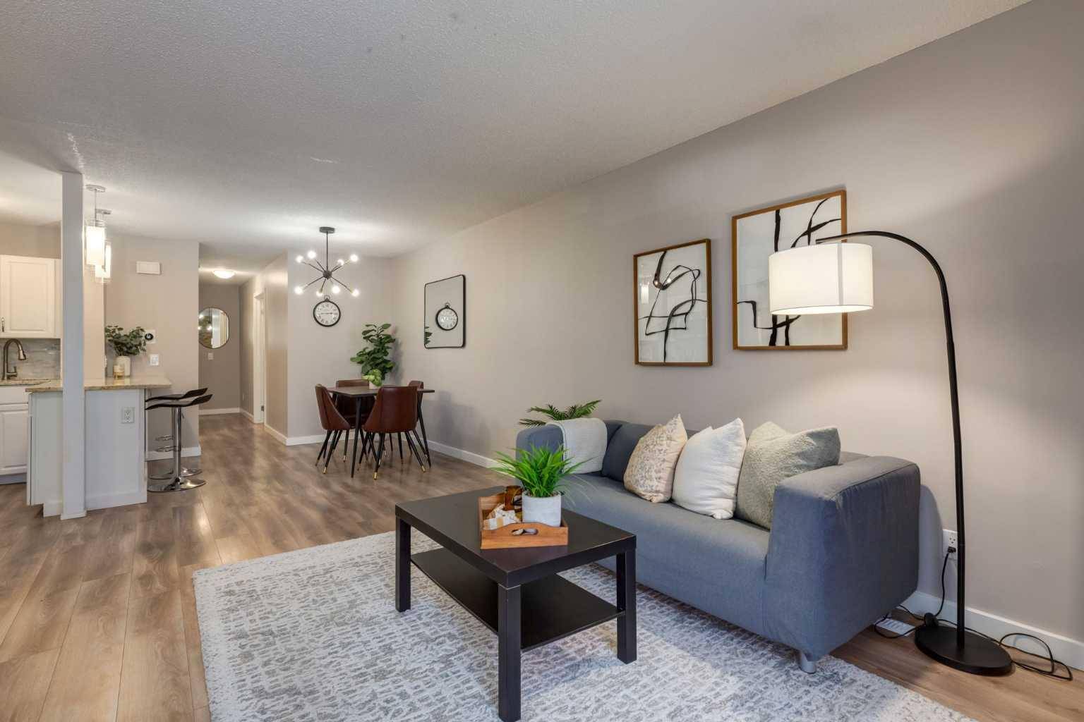 Calgary, AB T2W 2P2,13104 Elbow DR SW #308